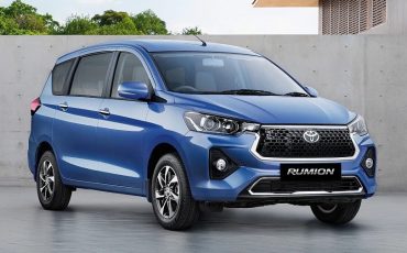 Toyota Releases Mid-Spec G Version of Rumion Automatic; Starting at Rs 13 lakh
